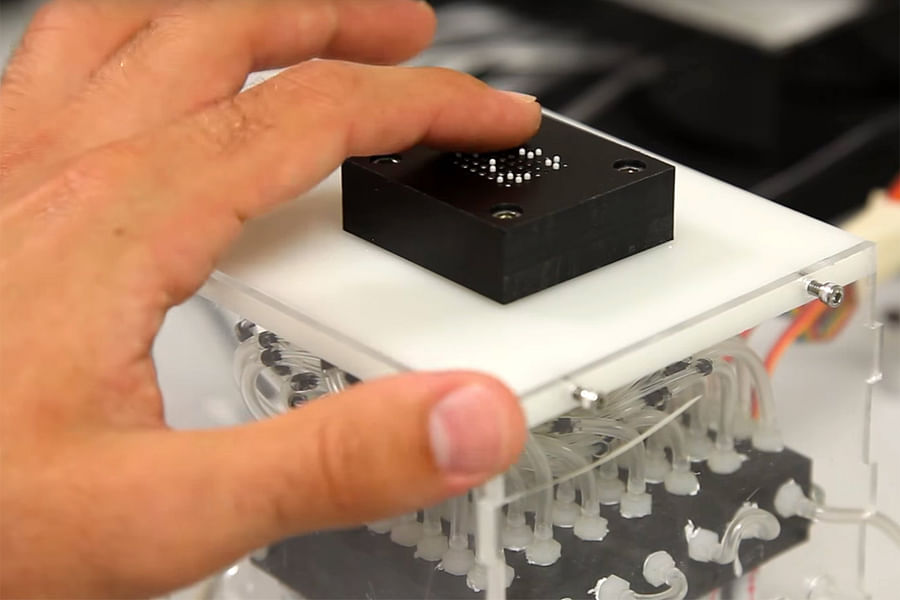 Braille Display for programming